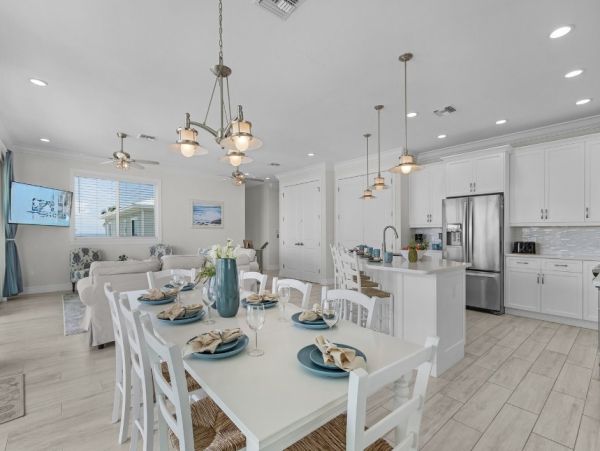 New Arrival Fort Myers Steps to Beach  Getaway with Private Beach Access and Gulf Views & Pool!